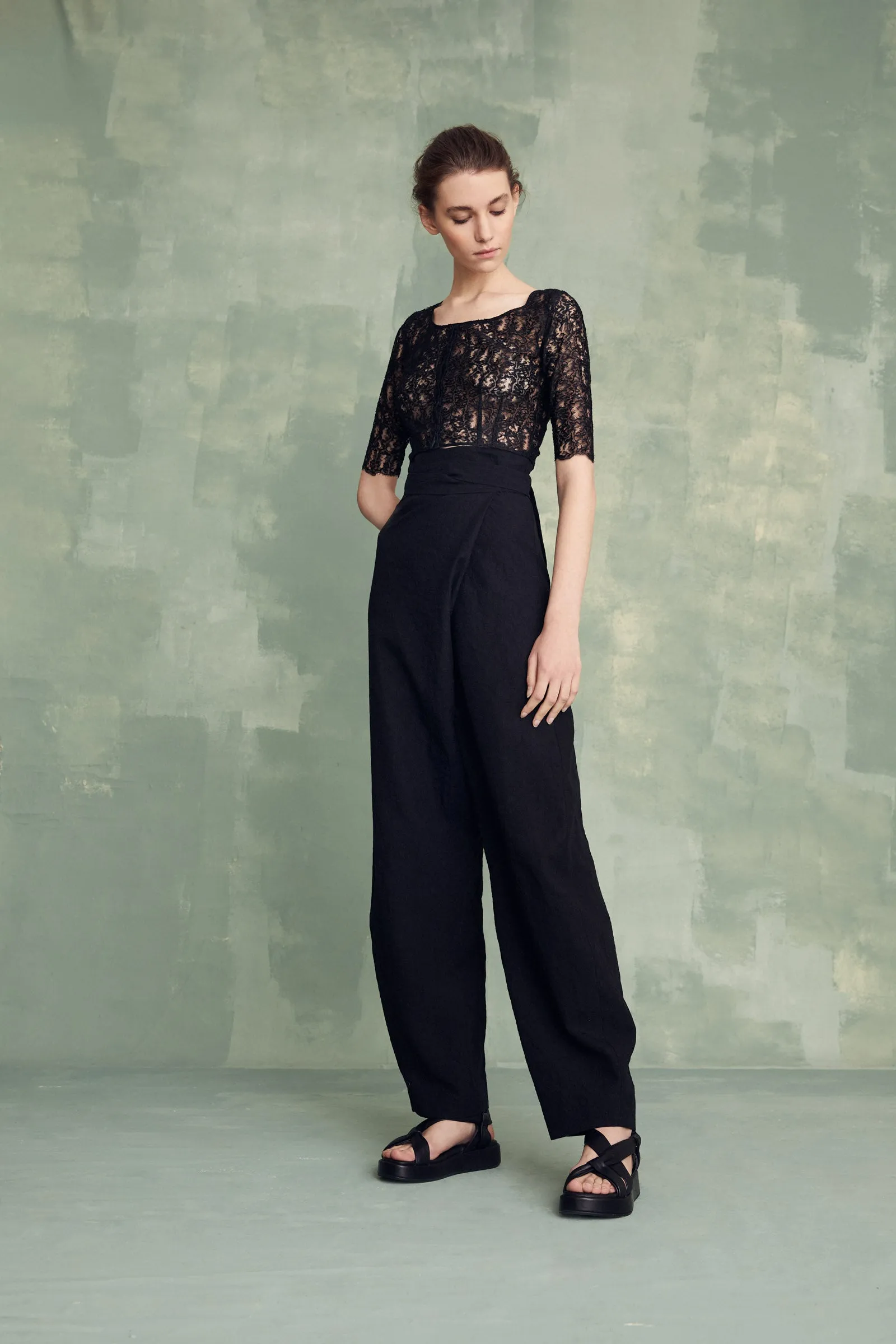 Arce, black linen and viscose pants