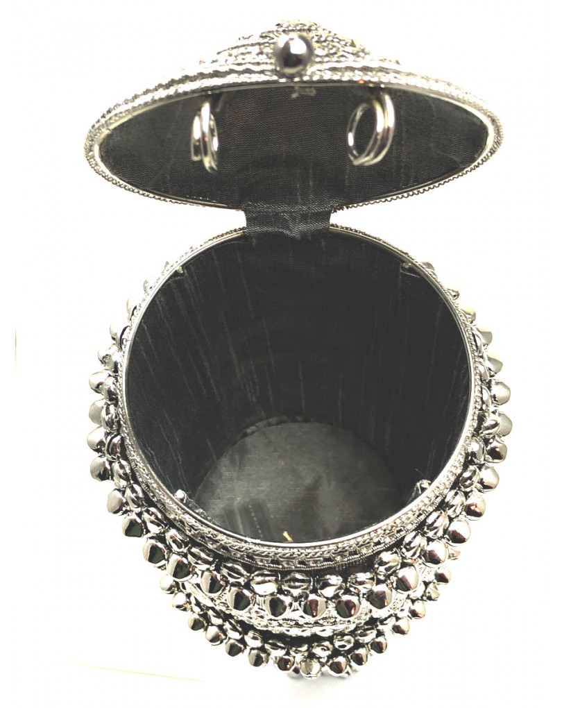 BOLSOS DE FIESTA  Y BOLSOS DE MANO UNICOS EN PLATA